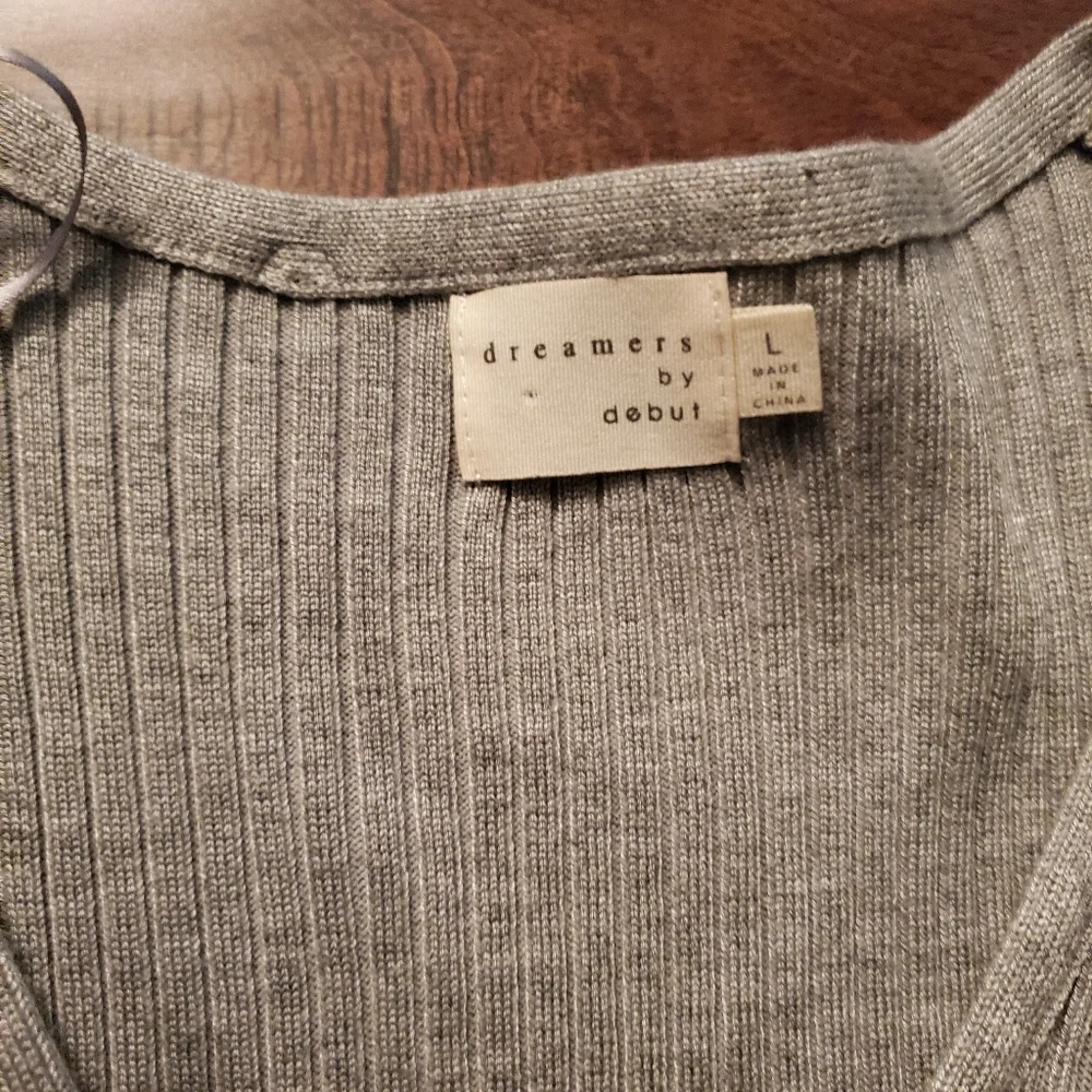 Dreamers buy the Debut cardigan in Gray size large new never worn - Picture 4 of 4